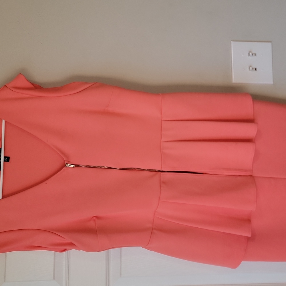 Zip from front dress